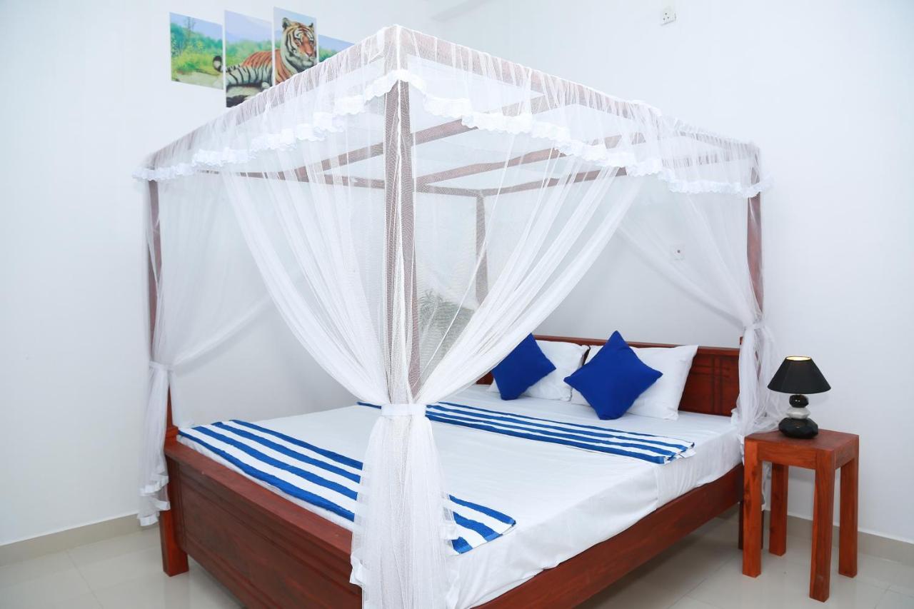 Bed and Breakfast Happy House Hiriketiya Dikwella Exteriér fotografie